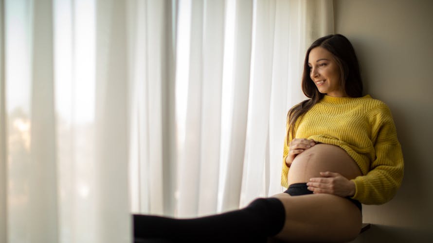 Femme enceinte : pourquoi porter des bas de contention ?