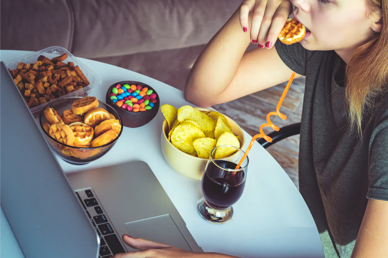 Comment stopper le grignotage et les fringales entre les repas ?