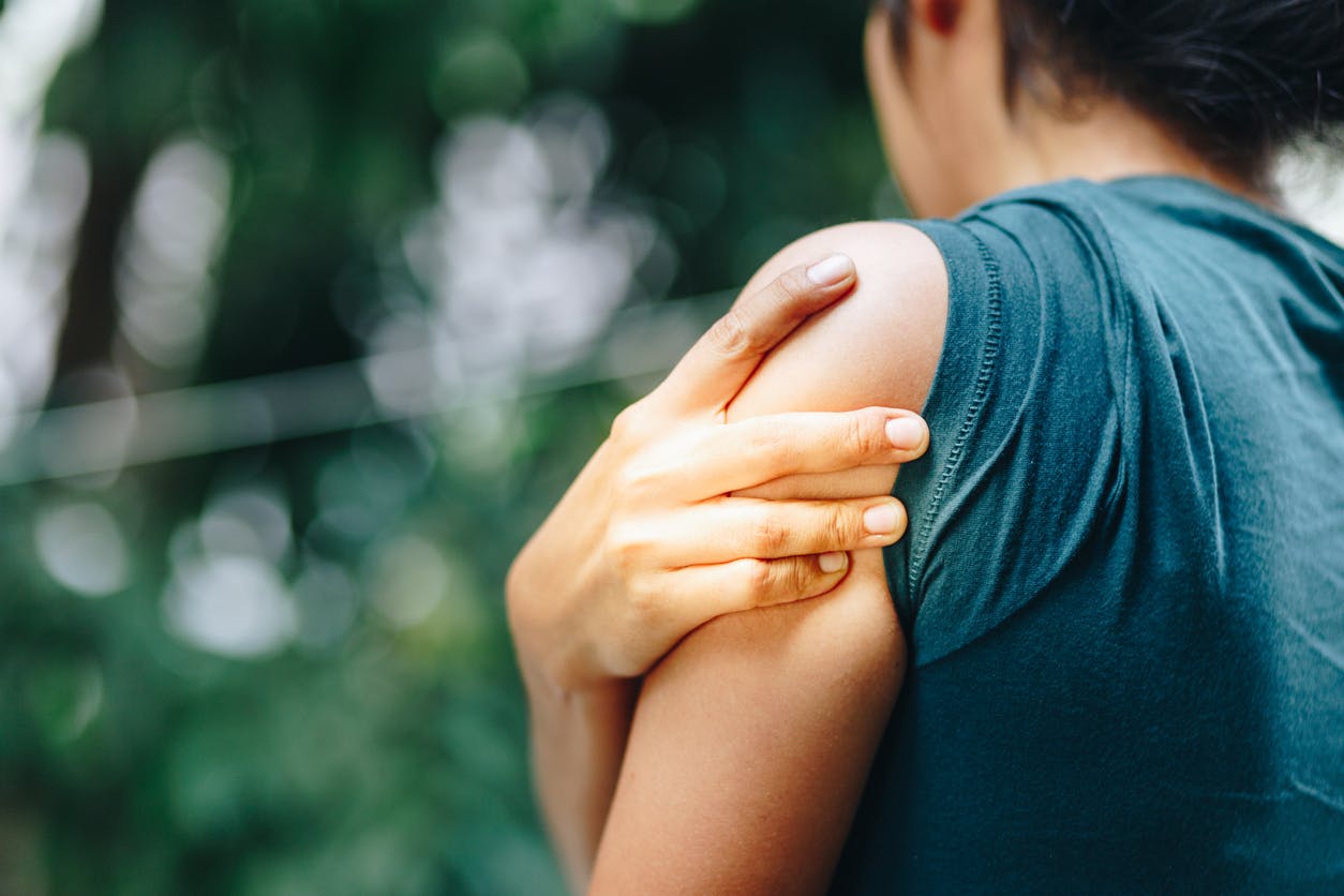 Douleur au bras gauche : un signe d'infarctus ?