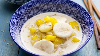 soupe-de-lait-de-coco-a-lananas-et-a-la-banane