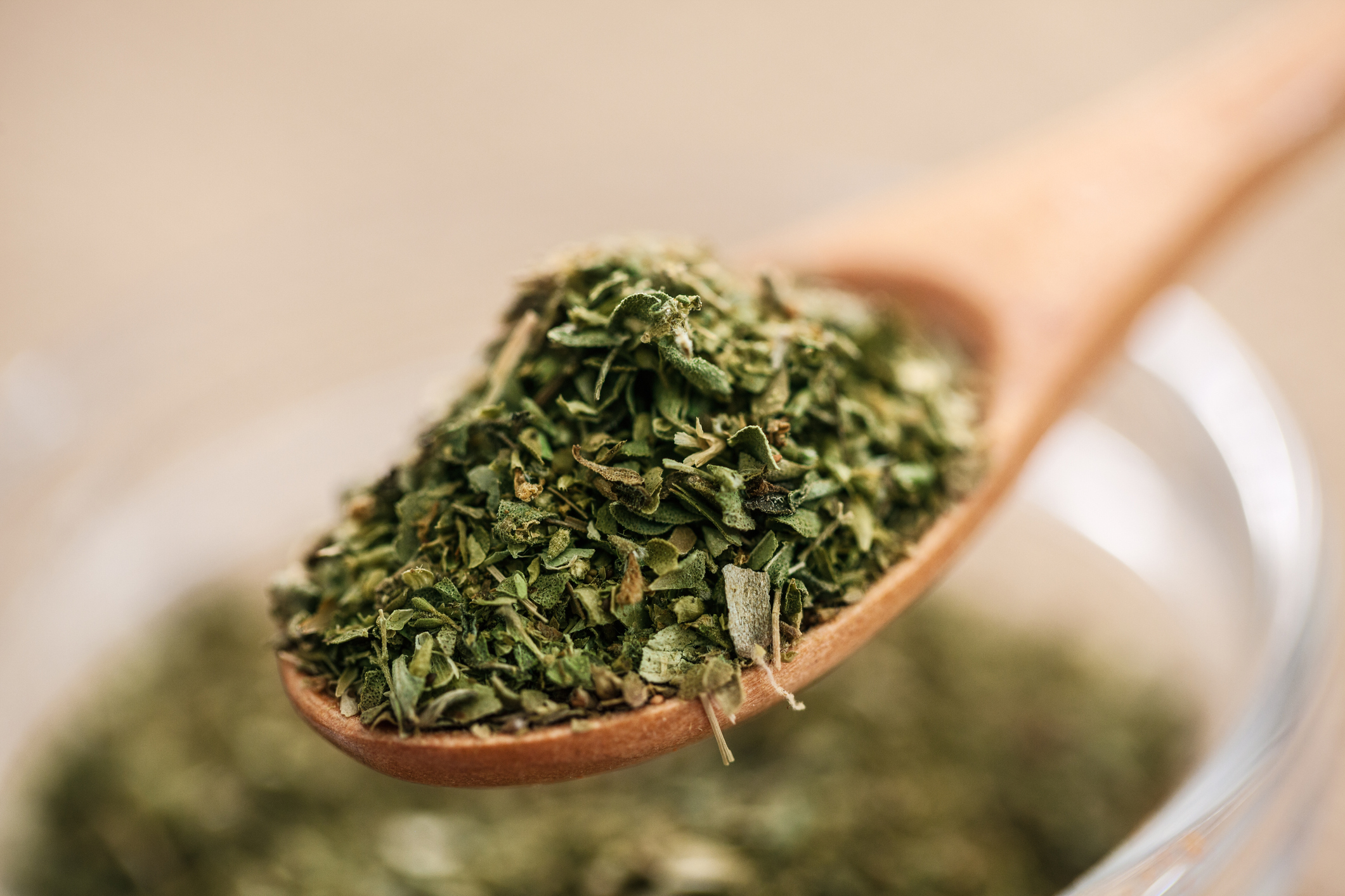 L’origan, tous les bienfaits santé de cette plante vivace Santé Magazine