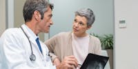 Ostéoporose sévère : quelle prise en charge ?