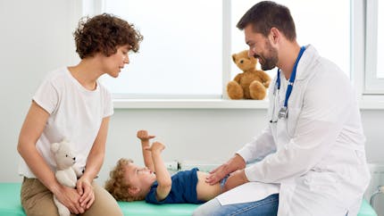 Vers intestinaux chez l’enfant : reconnaitre et soigner une oxyurose