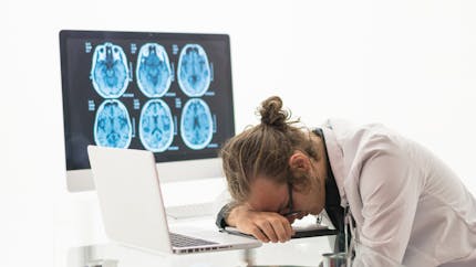 Fatigue intellectuelle : pourquoi trop réfléchir épuise votre cerveau