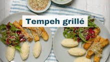 Tempeh grillé, quenelles de millet et petits légumes