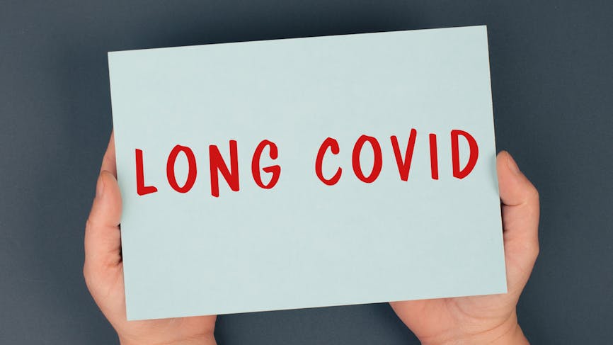 Covid-long : la plupart des symptômes disparaîtraient au bout d’une année