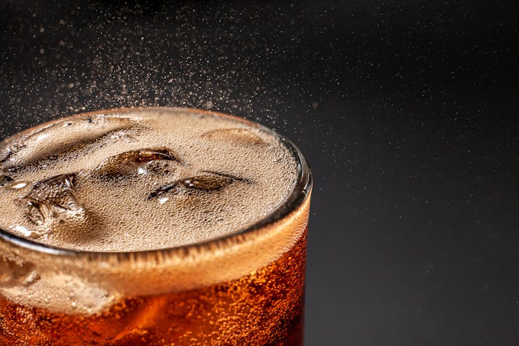 Sodas et boissons sucrées : leurs effet sur la santé et les alternatives