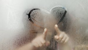 Faire l'amour sous la douche ou dans le bain : nos conseils
