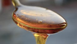 La moitié du miel importé en Europe serait coupé au sirop de sucre, selon la Commission européenne