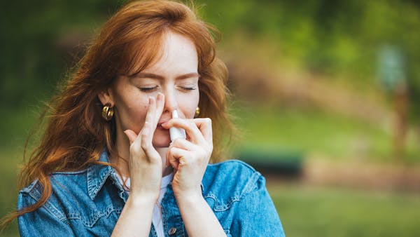 Toux allergique : comment la reconnaître et la soulager rapidement ?