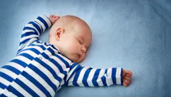 Le sommeil d'un bébé est mortel : de quoi souffre-t-il ?
