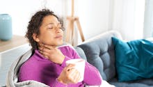 Peut-on calmer son mal de gorge avec un anti-inflammatoire ?