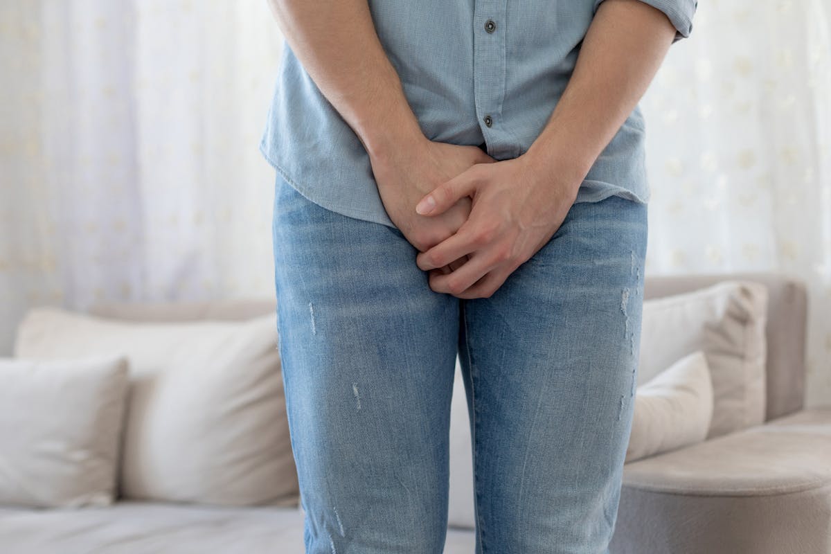 Les pantalons étroits, causes d'infection urinaire