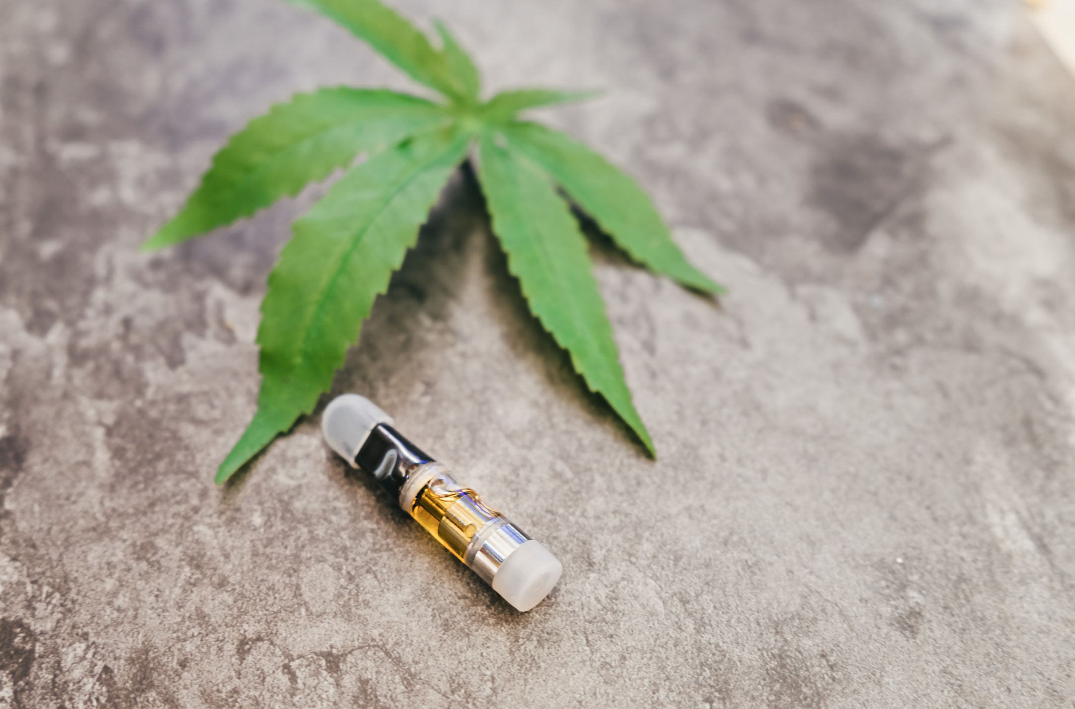 Les produits  base de cannabis de synthse bientt interdits en France |  Sant Magazine