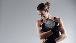 Le muscle pèse-t-il vraiment plus lourd que la graisse ?