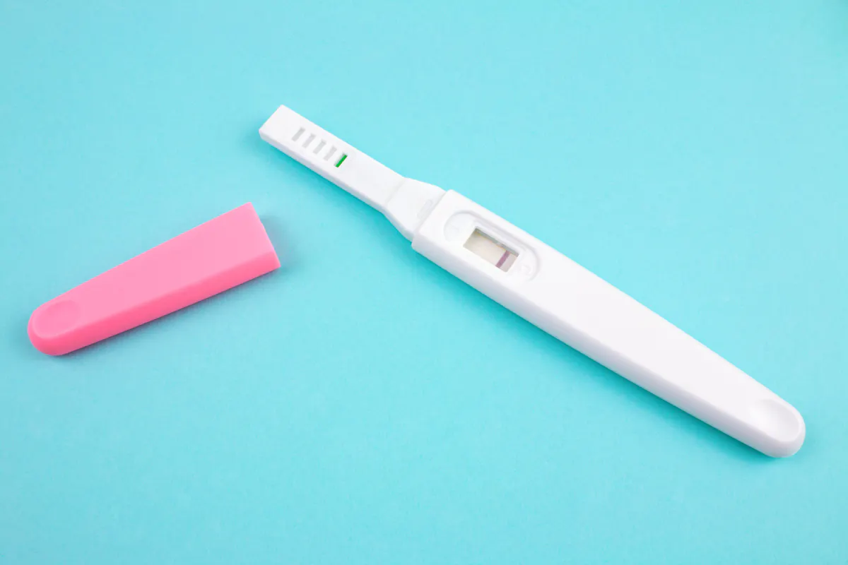 Peut-on tomber enceinte en avalant du sperme ? | Sant Magazine Peut-on tomber enceinte en avalant du sperme ? | Sant Magazine