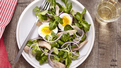 Salade de hareng et œuf dur