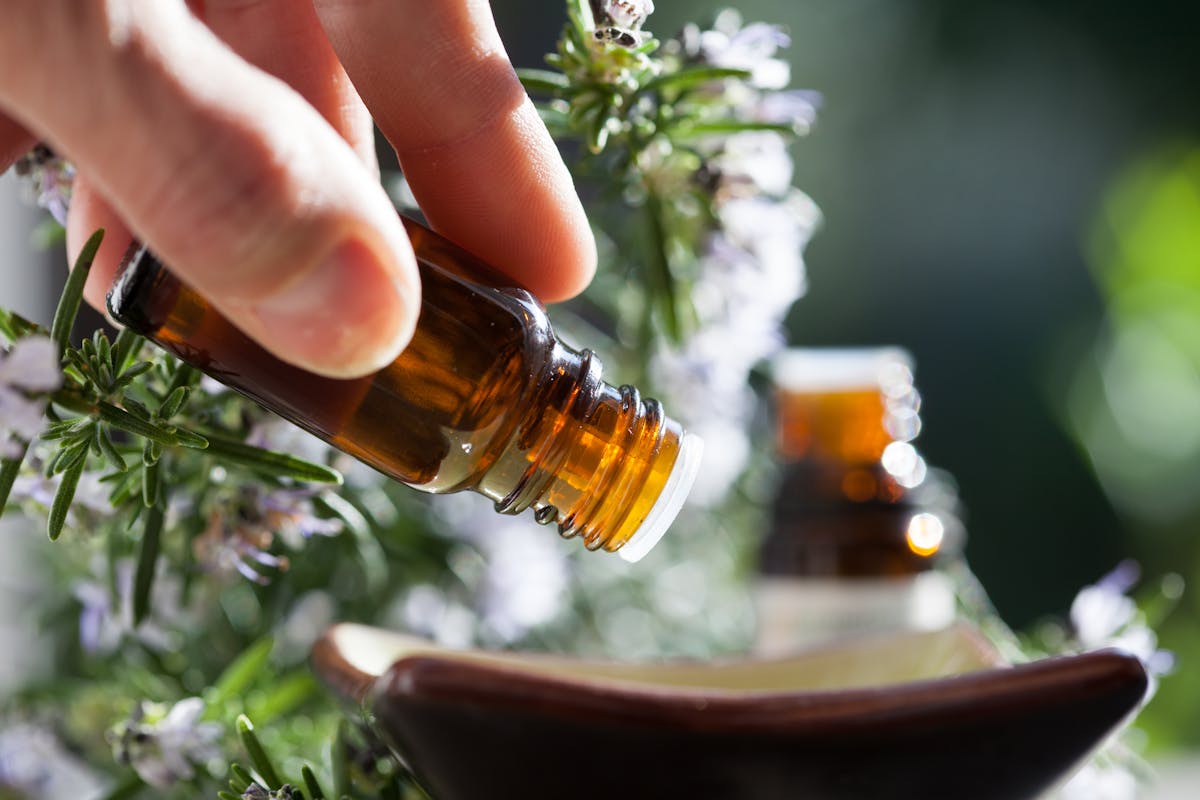 Soigner le rhume par l'inhalation – Guide d'aromathérapie et de naturopathie