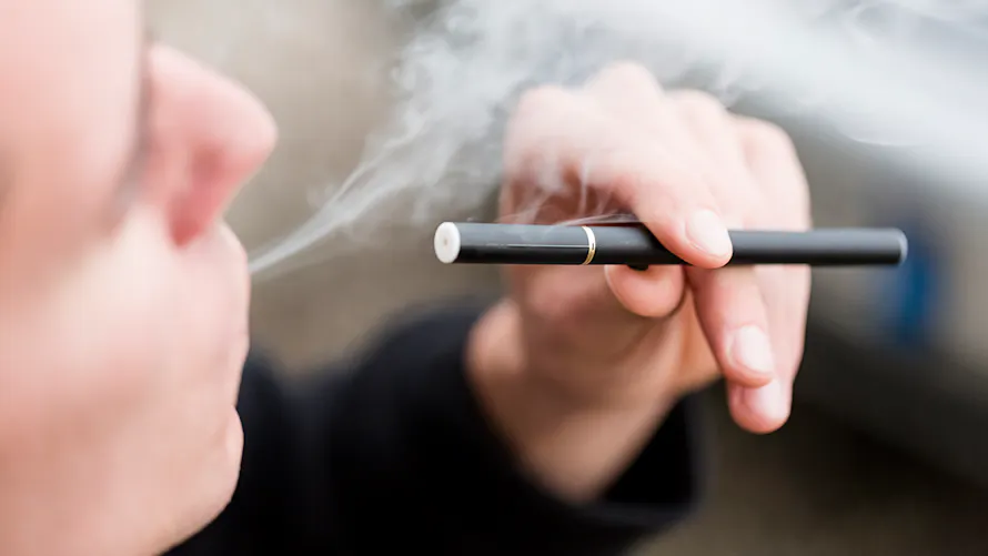 Les puffs bientt interdites ? L'Assemble nationale vote pour l'interdiction de ces cigarettes lectroniques jetables | Sant Magazine Les puffs bientt interdites ? L'Assemble nationale vote pour l'interdiction de ces cigarettes lectroniques jetables | Sant Magazine