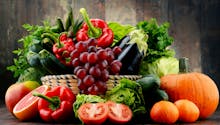 Quels fruits et légumes éviter en 2024 à cause des pesticides ?