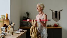 Une étude révèle pourquoi nos muscles s’affaiblissent avec l’âge