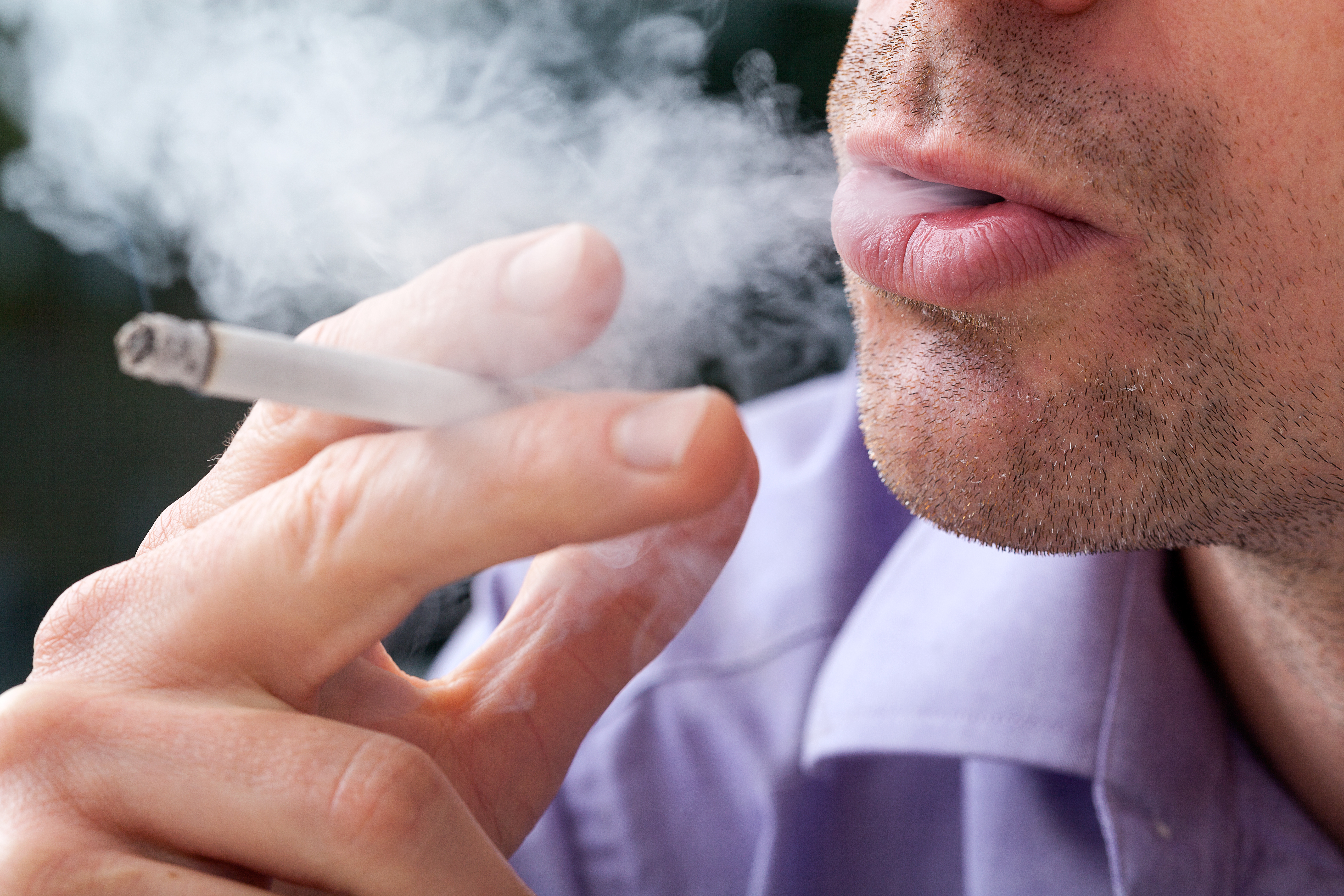 elfbar nachfüll pod läuft aus Passer de la cigarette à la cigarette électronique : quels effets ? main image 1