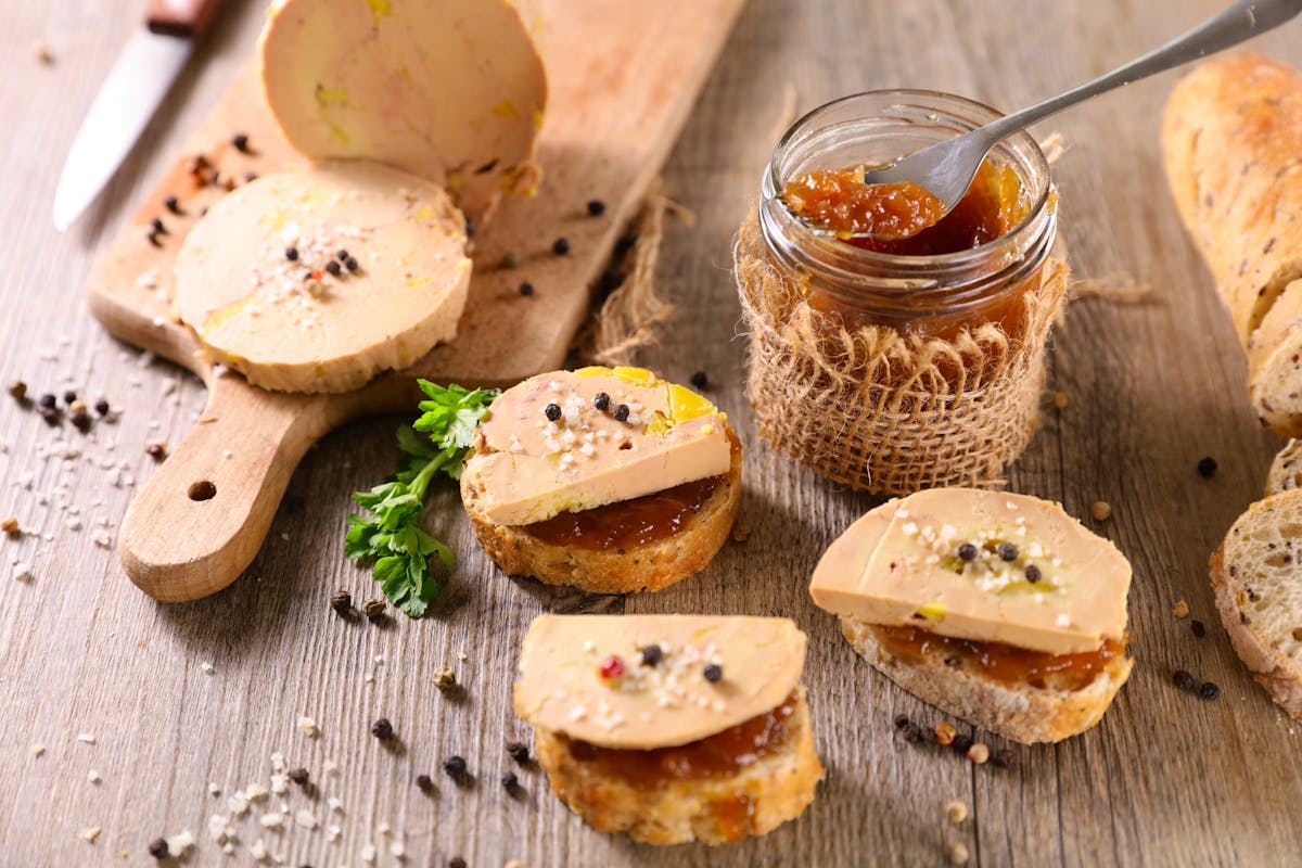 Peut on manger du foie gras périmé ? Santé Magazine
