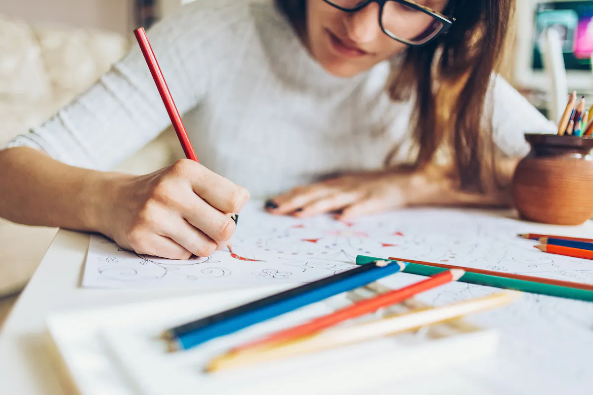 Coloriage pour adultes : 5 bienfaits à découvrir | Santé Magazine
