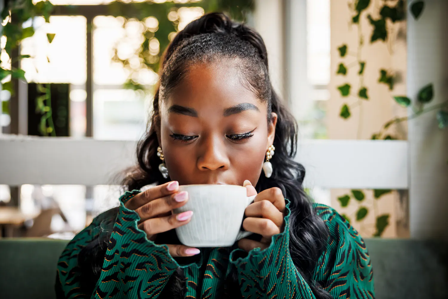 Café et sommeil : jusqu'à quand peut-on boire un café avant de s'endormir ?