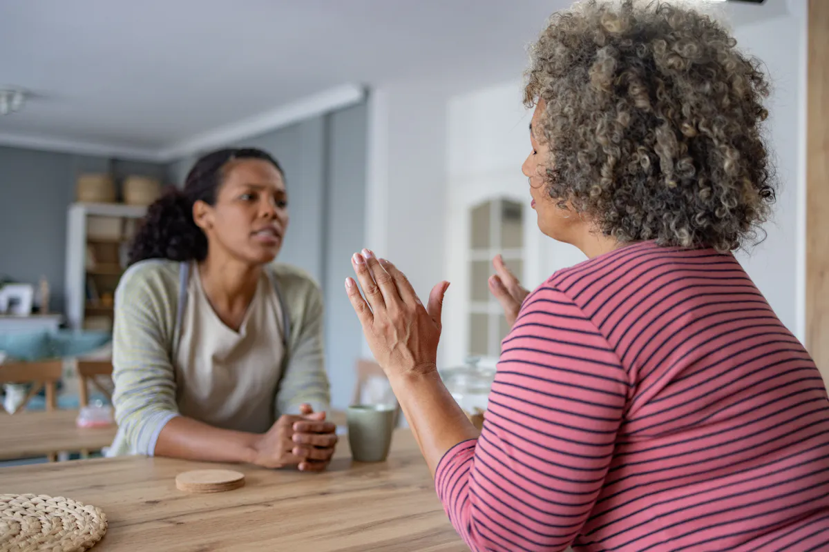 Reconnaître un parent toxique : les signes d’alerte… | Santé Magazine