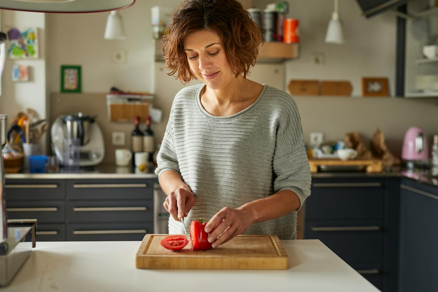 Peut-on prévenir les infections urinaires grâce à la tomate ?