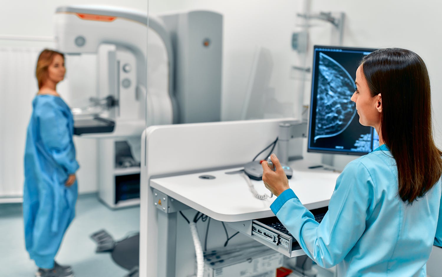 Cancer du sein : comment l'intelligence artificielle révolutionne la prise en charge ?