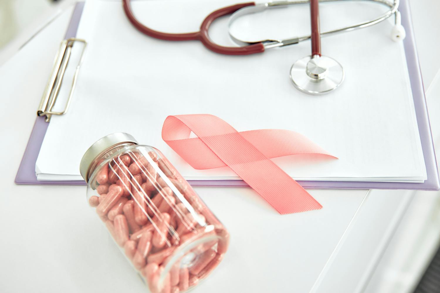 Hormonothérapie du cancer du sein : du curatif au préventif