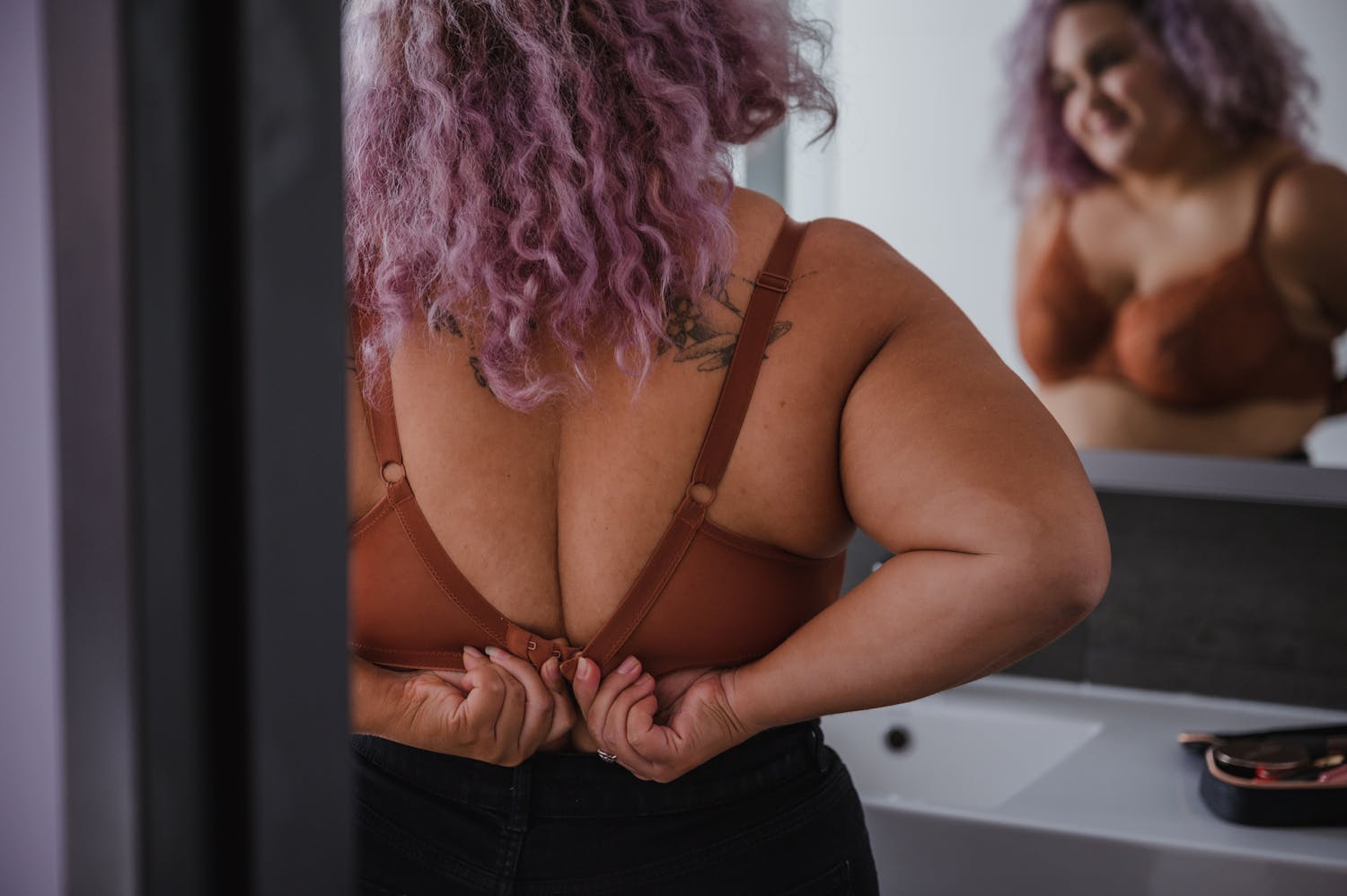 Tache de sang sur le soutien-gorge : c'est peut-être un cancer du sein !