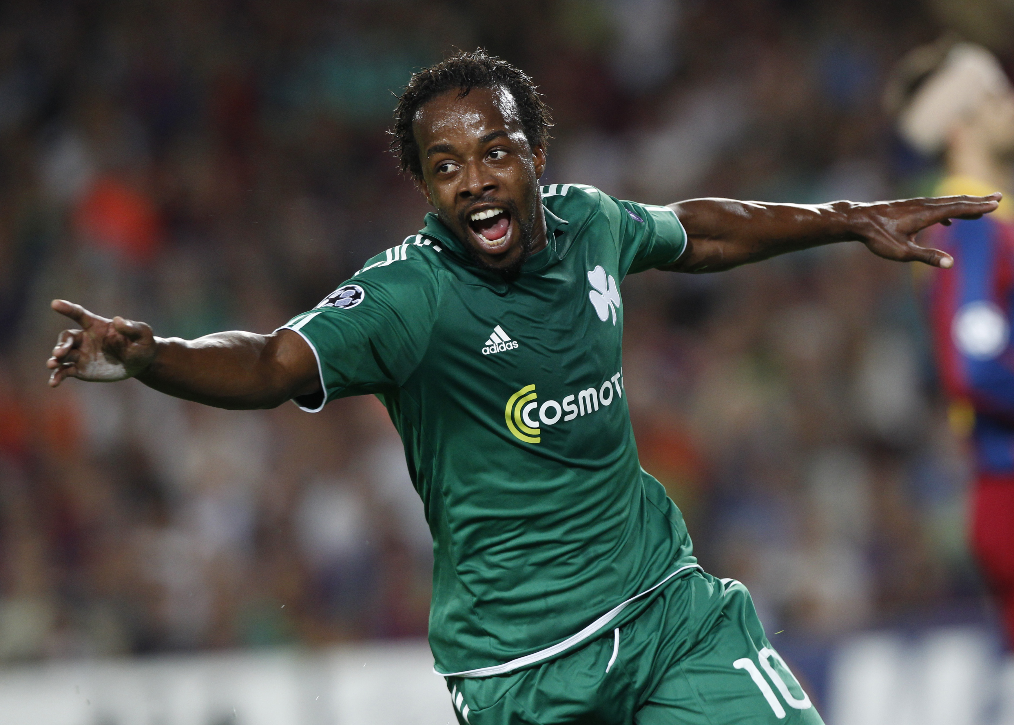 « J'ai failli être amputé », les confidences du footballeur Sidney Govou