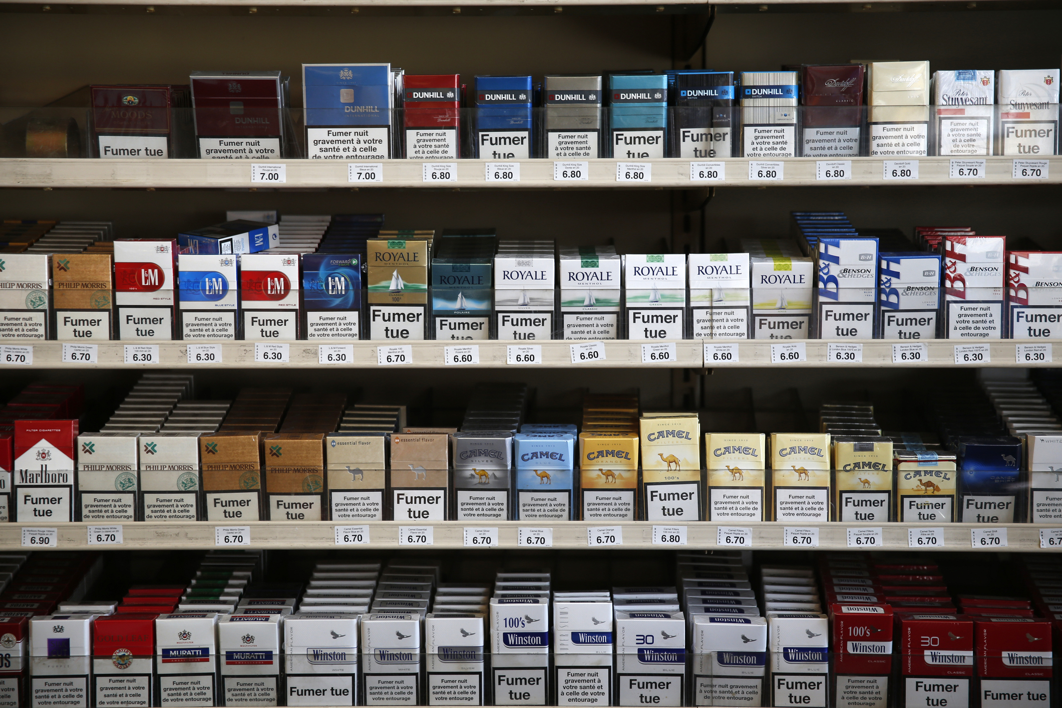 La vente de cigarettes bientôt interdite aux jeunes nés après cette date