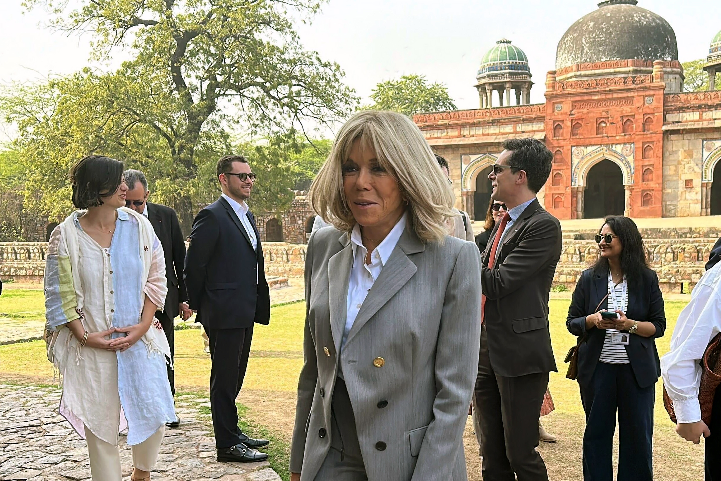 Une opération chirurgicale en urgence pour Brigitte Macron