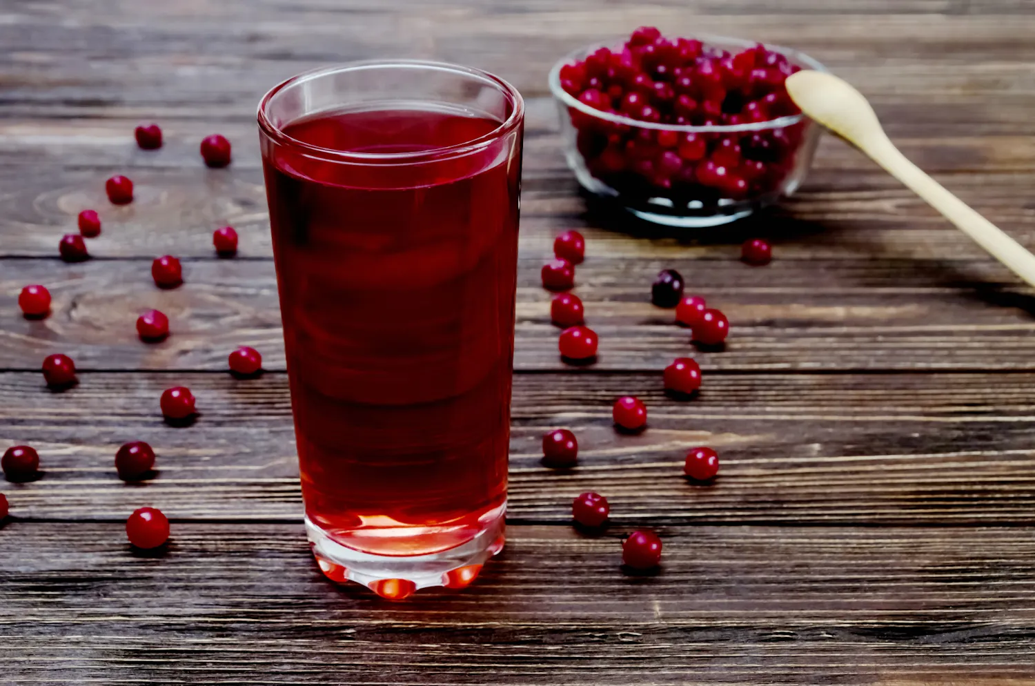 Cystite : le jus de cranberries est-il vraiment efficace ?
