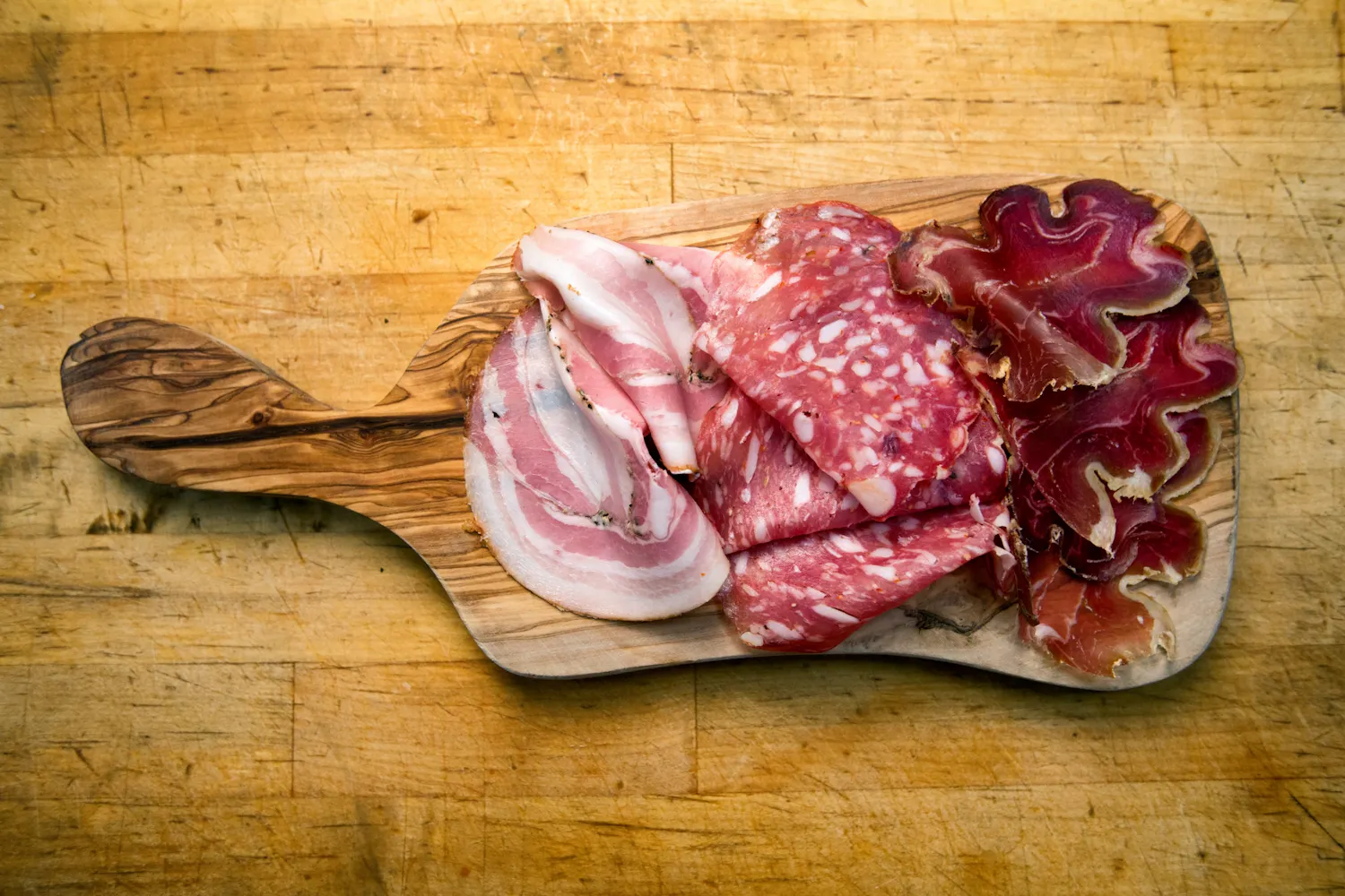 Douze cas de listériose récemment identifiés, de la charcuterie pointée du doigt