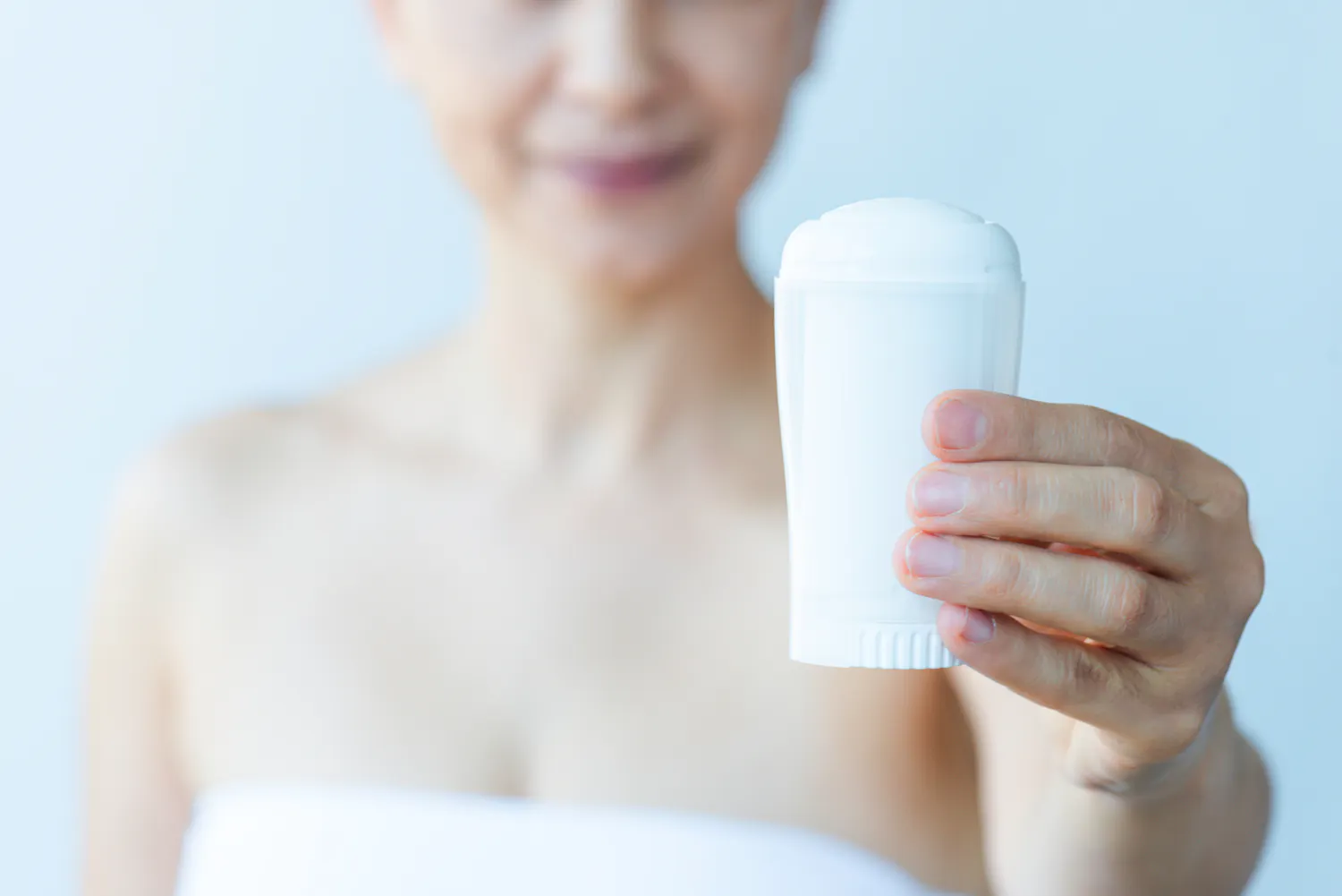 Déodorant : composition, efficacité, application… comment bien l'utiliser ?