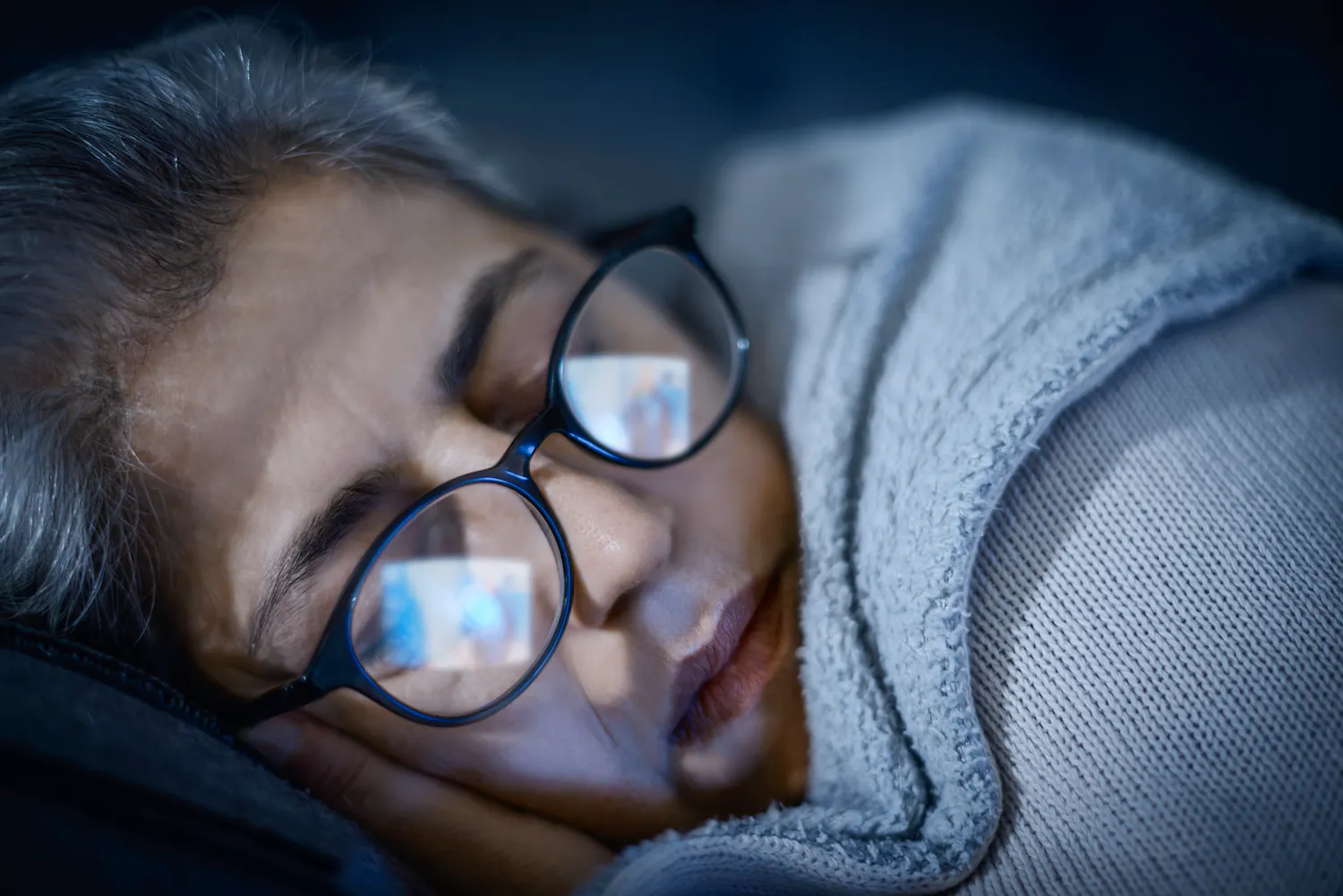 Lunettes pour mieux dormir : est-ce vraiment efficace ?