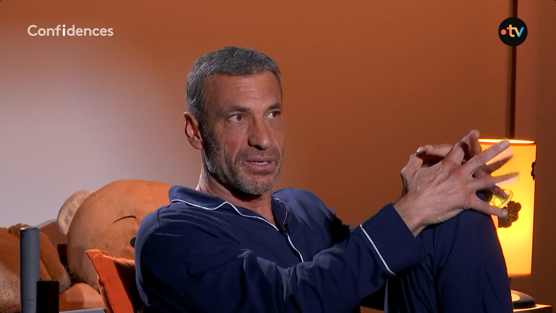 Christophe Pinna de la Star Academy révèle avoir un cancer du côlon dont le protocole de chimiothérapie est “assez dur”