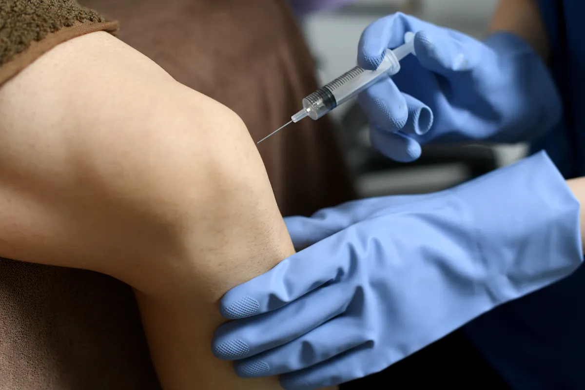 Stéroïdes, antidouleurs et compléments alimentaires : tour d'horizon du dopage dans le sport