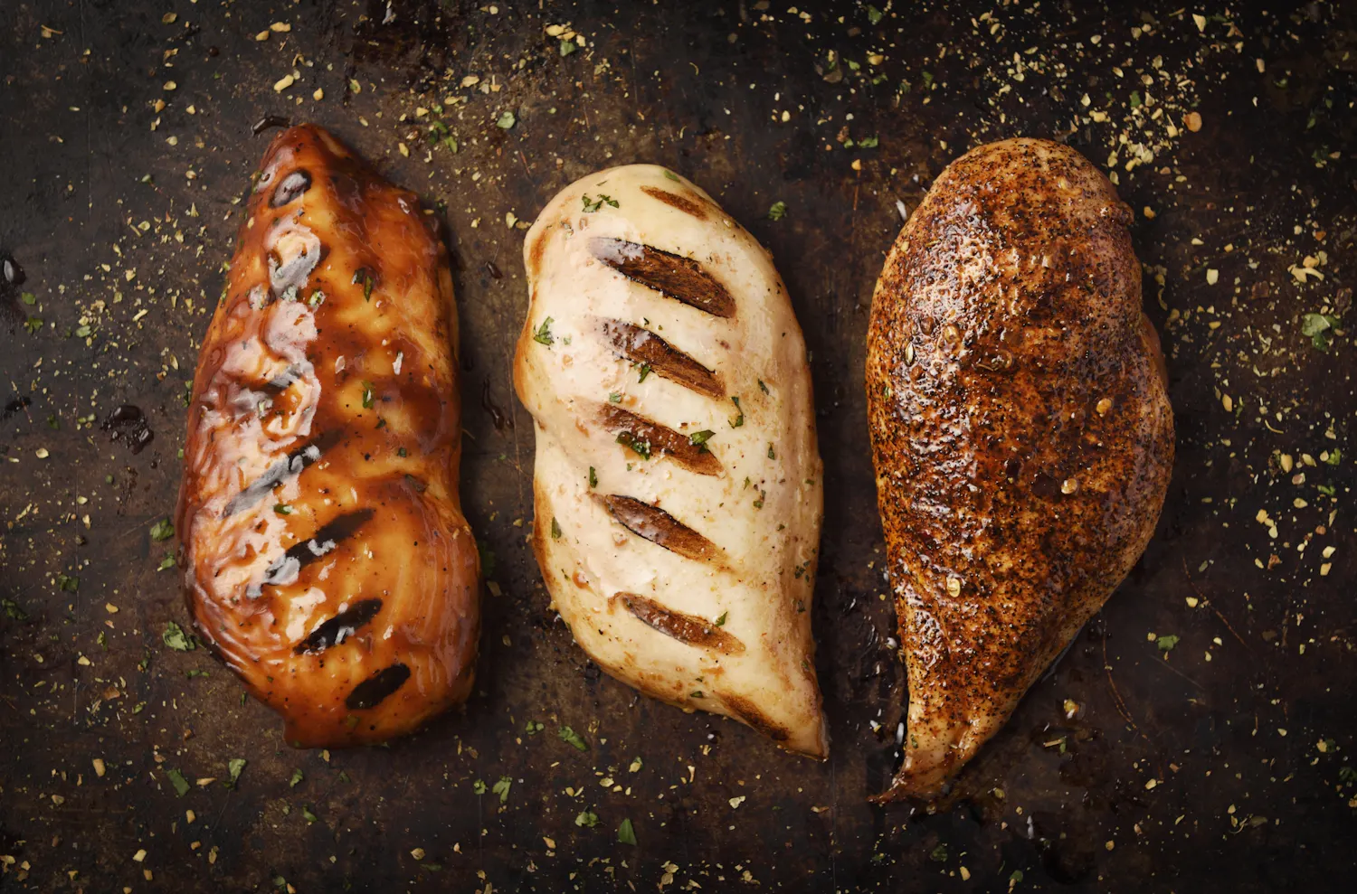 Barbecue VS plancha : quelle différence, quel meilleur choix ?