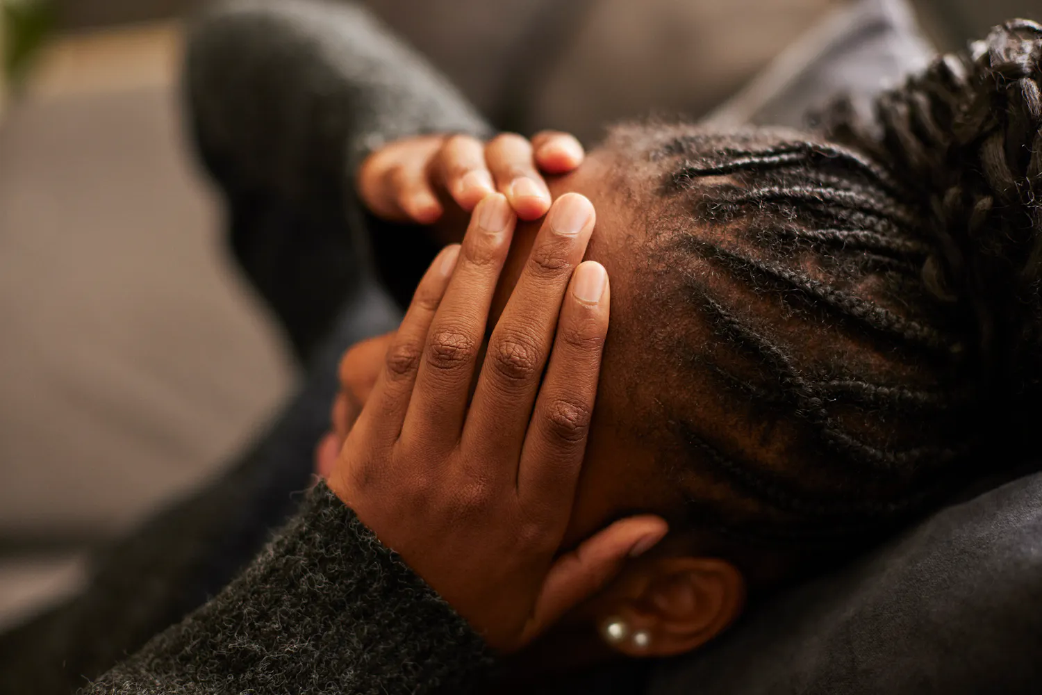 Migraine du week-end : quelles sont les causes et comment l'éviter ?
