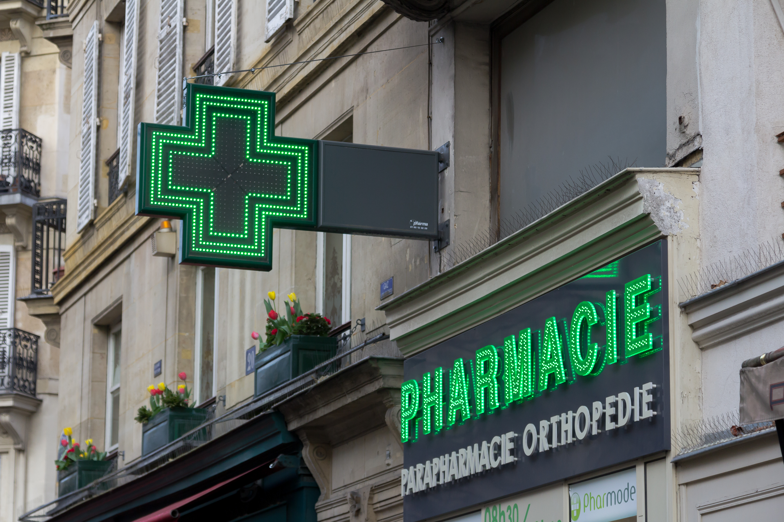 Médicaments en France : pourquoi tant de traitements approuvés indisponibles ?