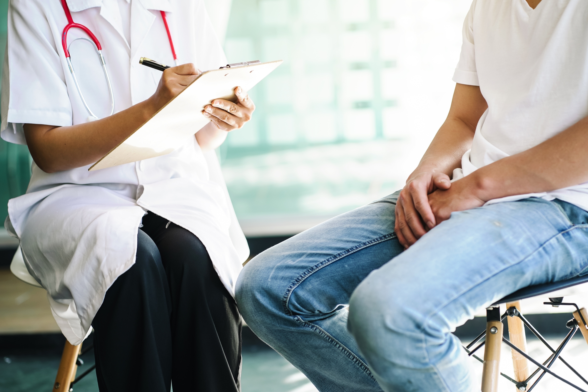Contraception : de plus en plus d'hommes choisissent la vasectomie