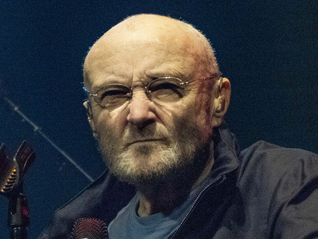 Phil Collins : son combat contre l'alcoolisme et ses conséquences irréversibles