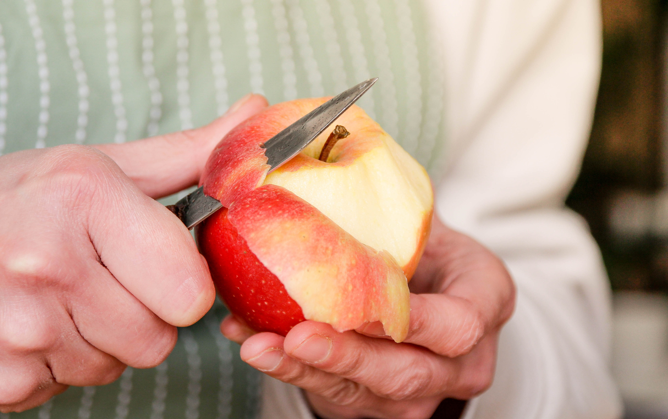 Peau des fruits : peut-on la consommer en toute sécurité ?