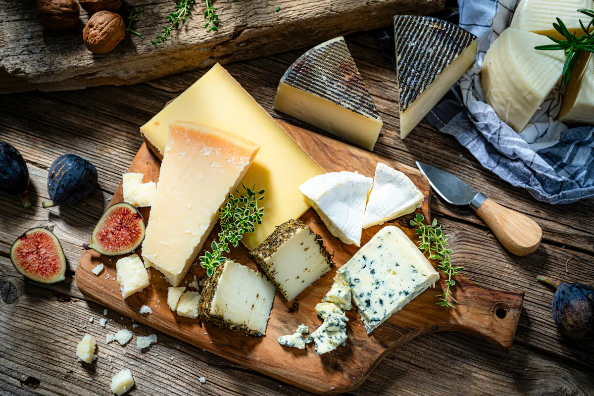 Croûtes de fromage : celles que l’on peut manger… Et celles à éviter !